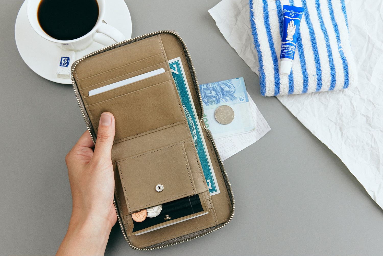 革の魅力を引き出す、アルティザンレザーのニューレザーグッズが登場