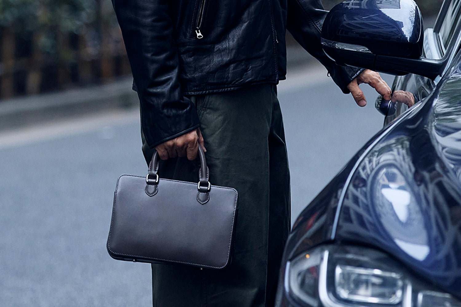 【提案】“ちょっとそこまで”を上品に。軽やかバッグ特集