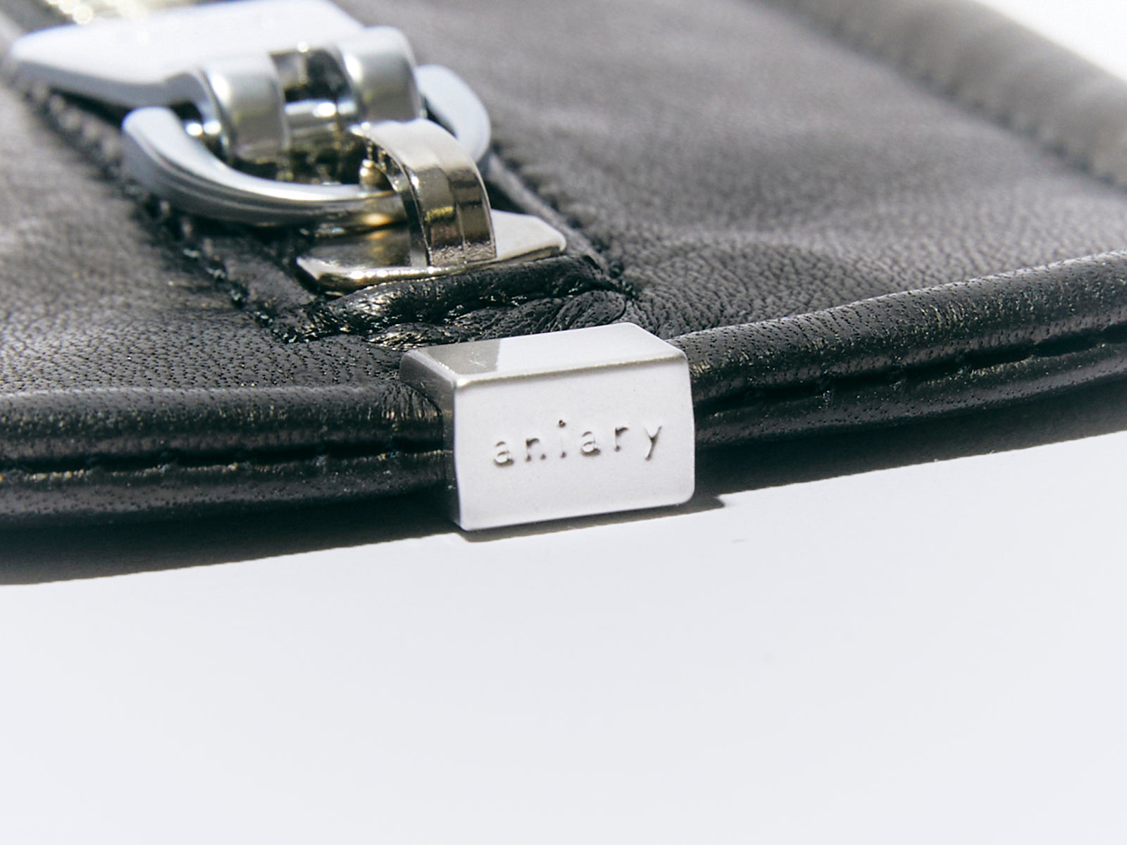 28-08006 マルチケース | aniary（アニアリ） OFFICIAL WEB STORE