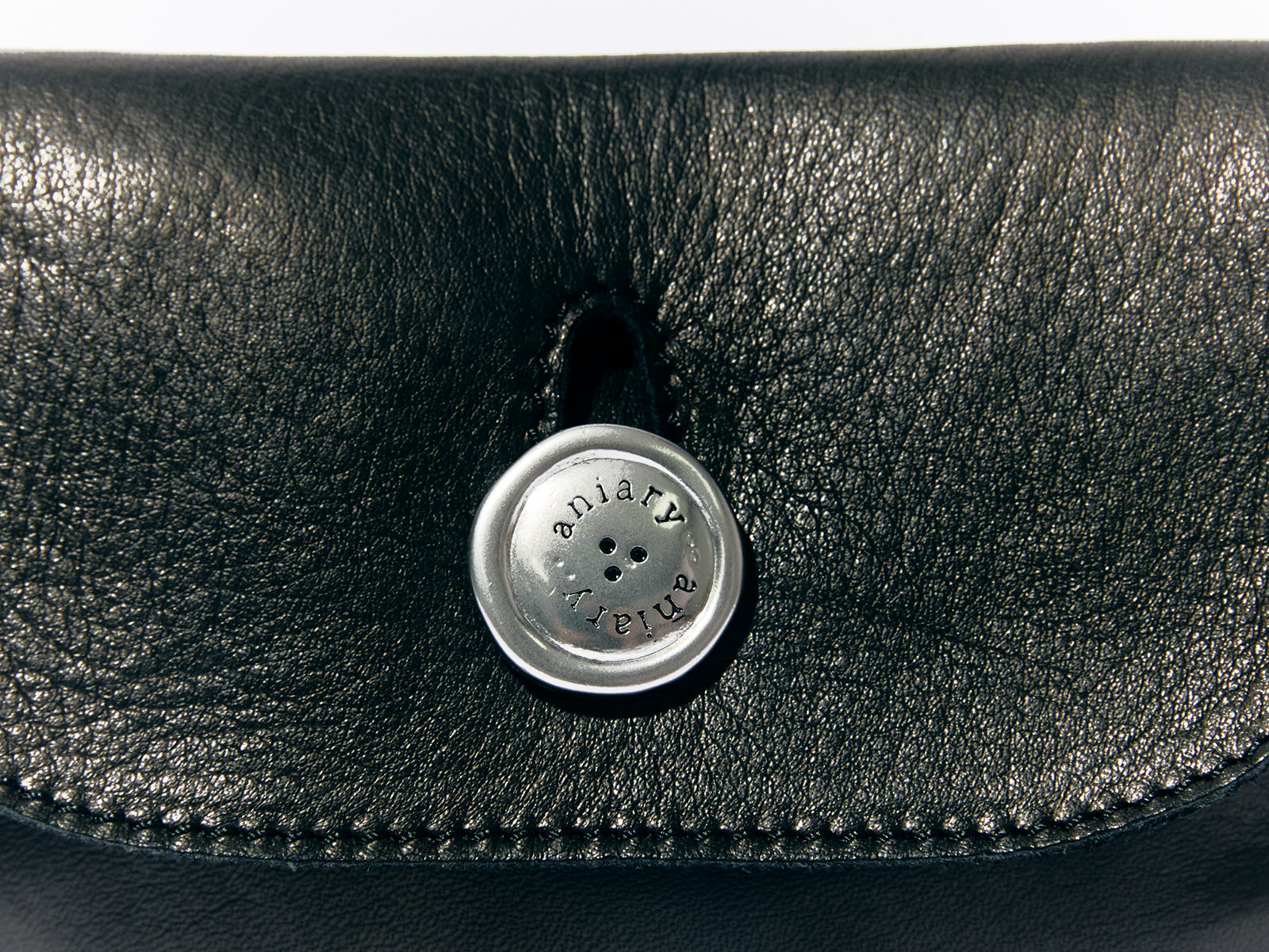 28-08008 マルチケース | aniary（アニアリ） OFFICIAL WEB STORE